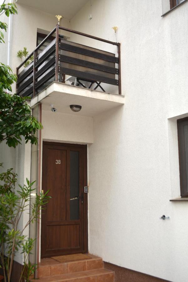 Villa 38 Silviu Apartment Βουκουρέστι Εξωτερικό φωτογραφία